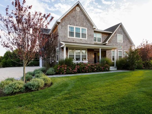 The Hamptons Luxury Vacation Pool Home Four Bedrooms