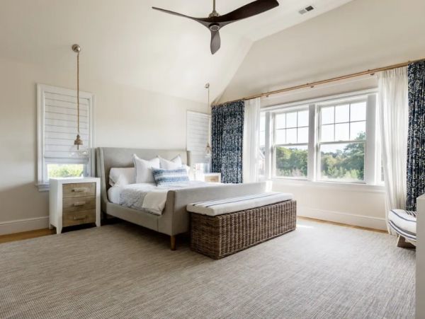 The Hamptons Luxury Vacation Pool Home Four Bedrooms