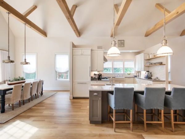 The Hamptons Luxury Vacation Pool Home Four Bedrooms