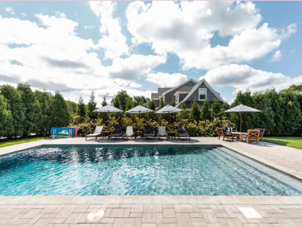 The Hamptons Luxury Vacation Pool Home Four Bedrooms