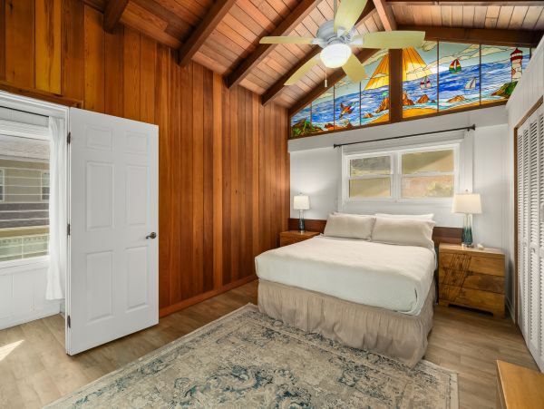 Charming 2 Bedroom Home Awe-Inspiring View of Anahola Beach