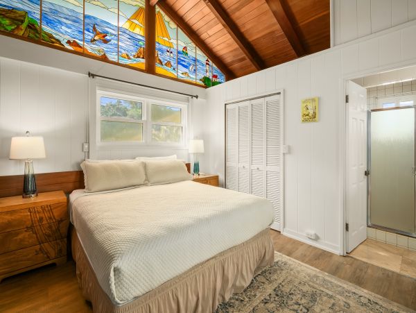 Charming 2 Bedroom Home Awe-Inspiring View of Anahola Beach