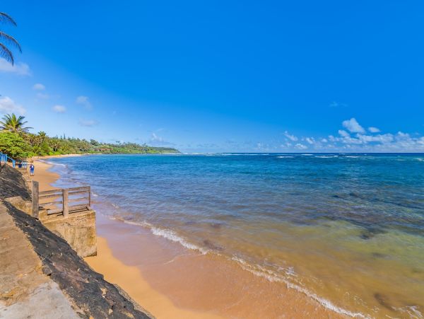 Charming 2 Bedroom Home Awe-Inspiring View of Anahola Beach