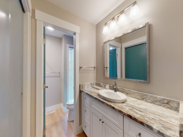 Two Bedroom Villa in Hilton Head Pet-Friendly Walk To Beach