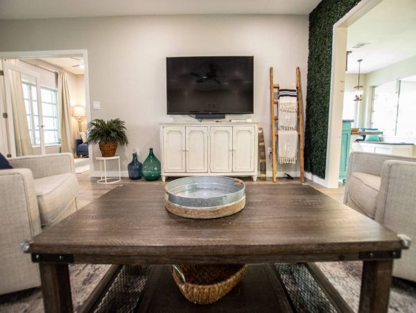 Tampa Home 1017101