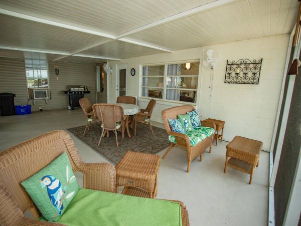 Tampa Home 1017102