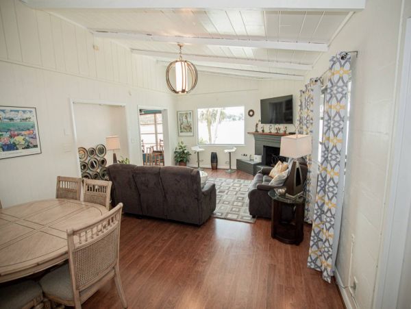Tampa Home 1017102