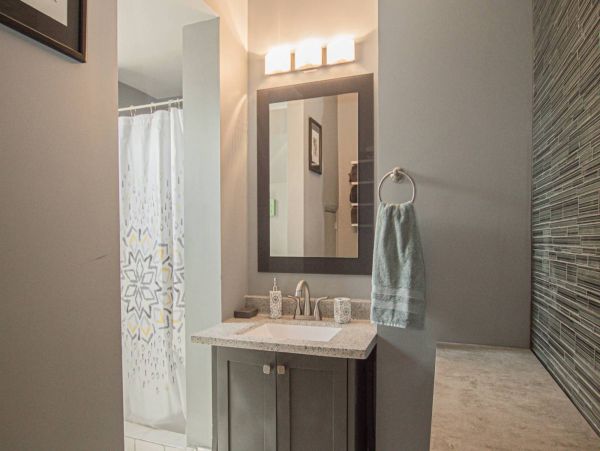 Tampa Home 1017102