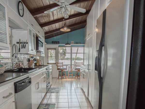 Tampa Home 1017106