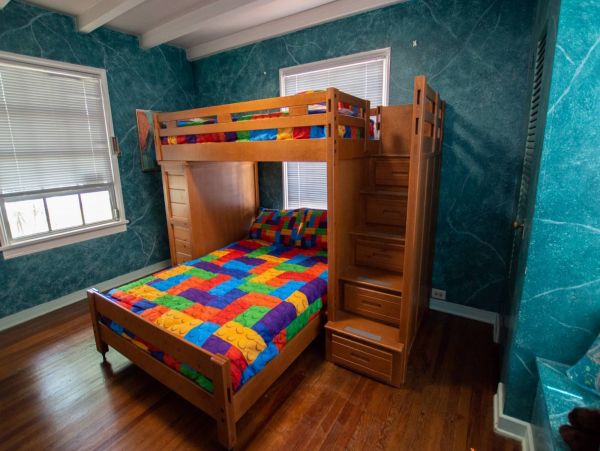 Tampa Home 1017106