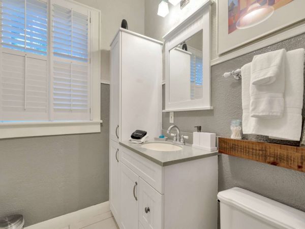 Tampa Home 1017107