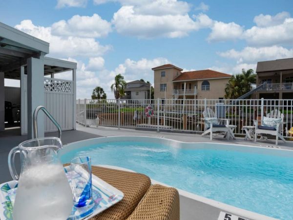 Tampa Home 1017112