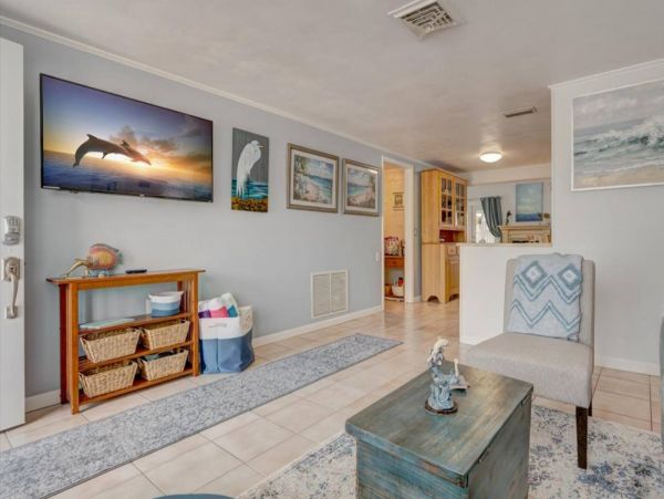 Tampa Home 1017112