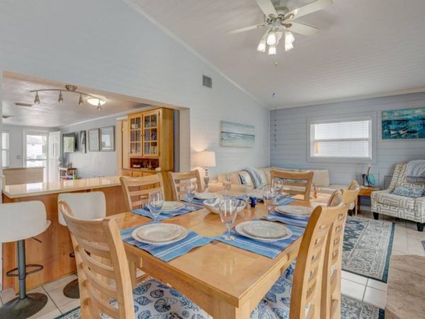 Tampa Home 1017112