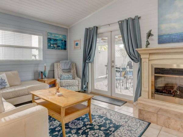Tampa Home 1017112