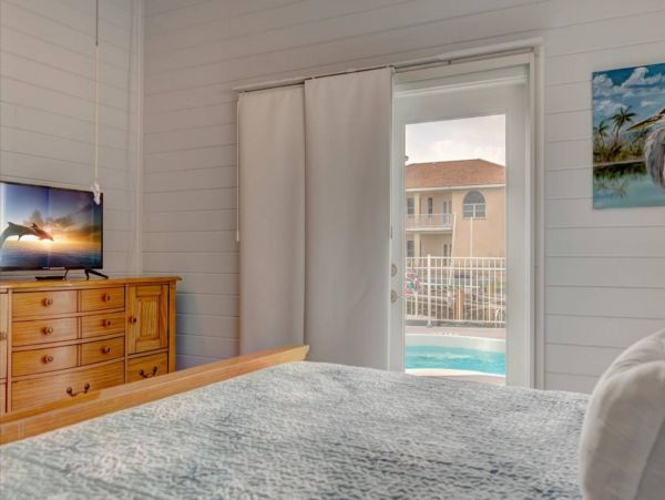 Tampa Home 1017112