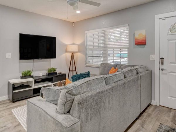 Tampa Home 1017115