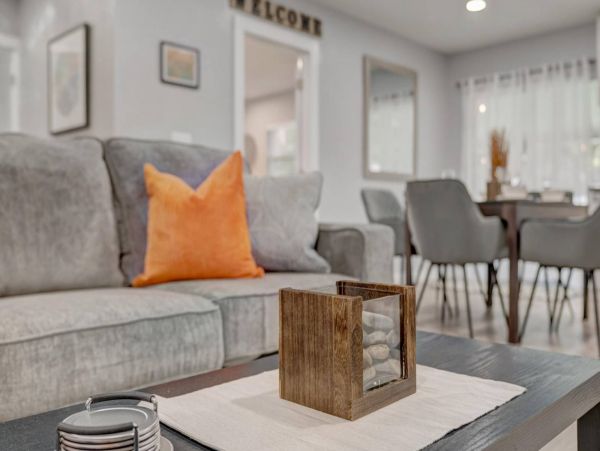 Tampa Home 1017115