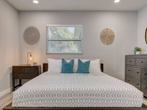 Tampa Home 1017115