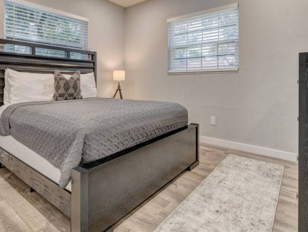 Tampa Home 1017115