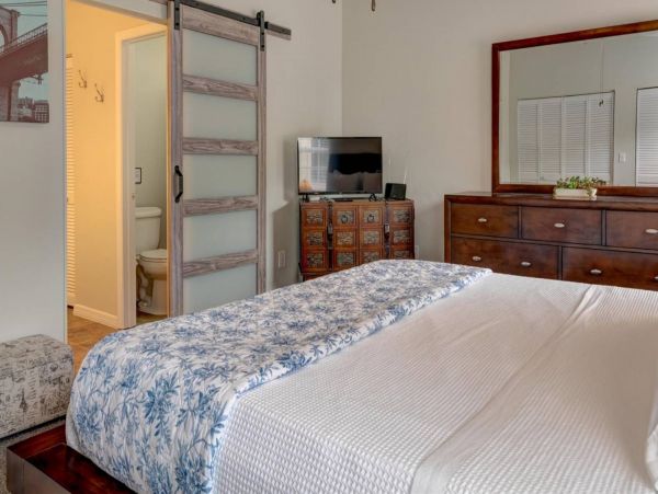 Tampa Home 1017117