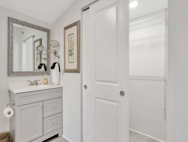 Tampa Home 1017119