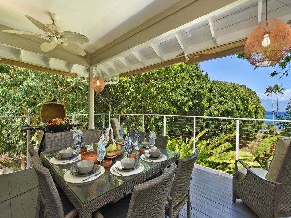 Perfect 4 Bedroom Getaway in Lahaina Ocean Views
