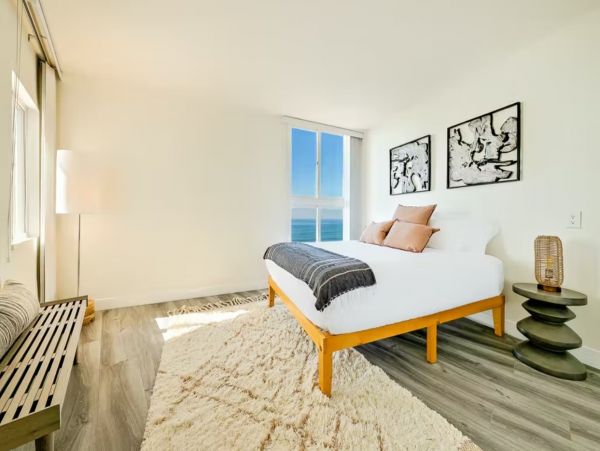 Sunset Cliffs 2 Bedroom Beach Condo Sweeping Ocean Views