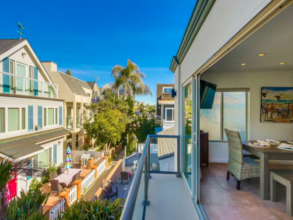 3 plus loft North Mission Beach Vacation Rental