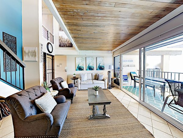 Two Bedroom Pacific Ocean Views Plus Loft