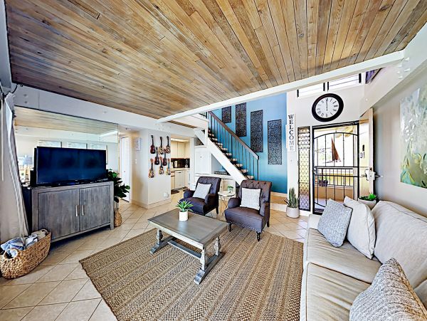 Two Bedroom Pacific Ocean Views Plus Loft