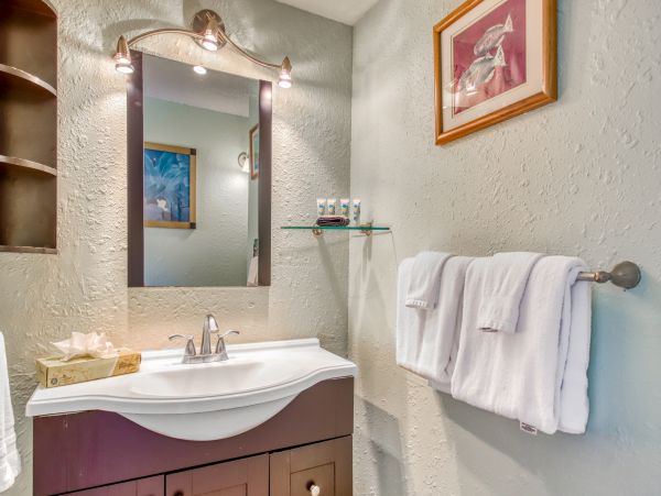 Comfortable one bedroom condo on Napili