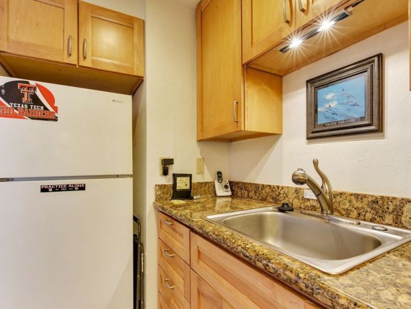 Beautiful Lahaina Vacation Rental Right in the Water with Pool