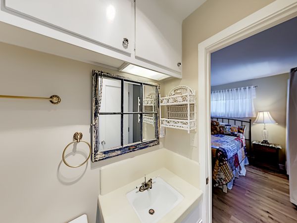 Santa Barbara County Home 1017236