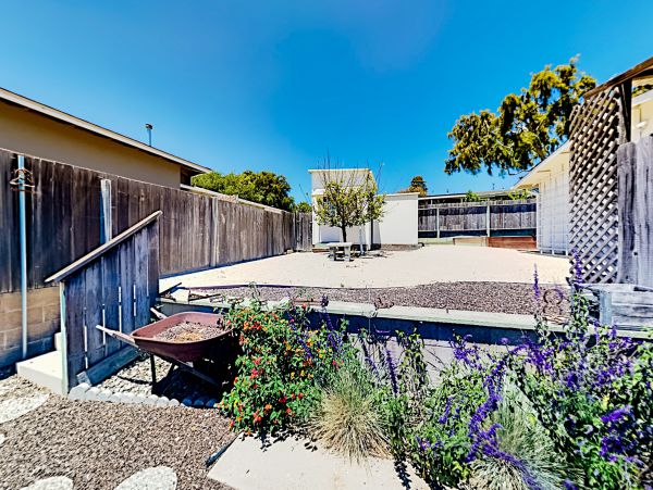Santa Barbara County Home 1017236