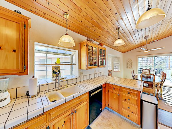 Santa Barbara County Home 1017238