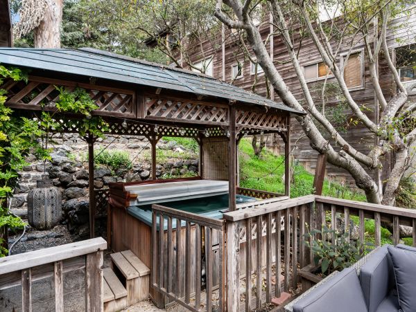 Santa Barbara County Home 1017241