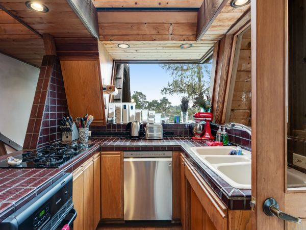 Santa Barbara County Home 1017241
