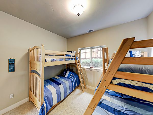 Santa Barbara County Home 1017246