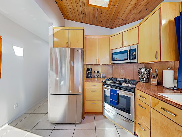 Santa Barbara County Home 1017251