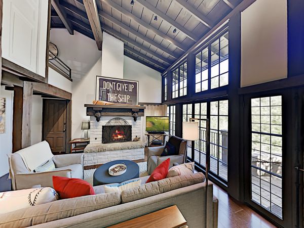 Santa Barbara County Home 1017262
