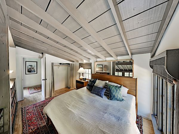 Santa Barbara County Home 1017262