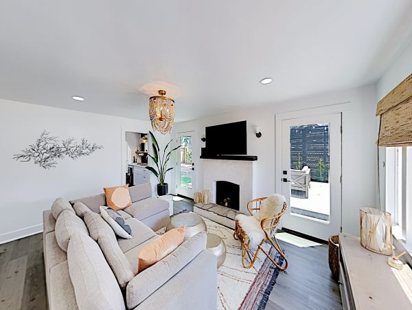 Santa Barbara County Home 1017266