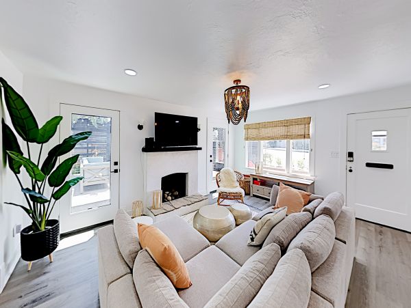 Santa Barbara County Home 1017266