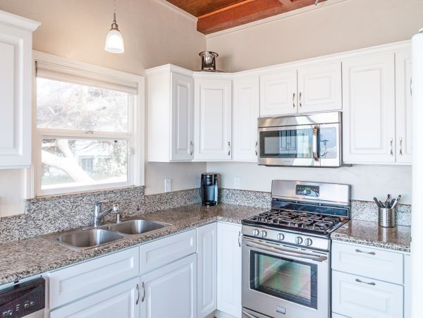 Santa Barbara County Home 1017271