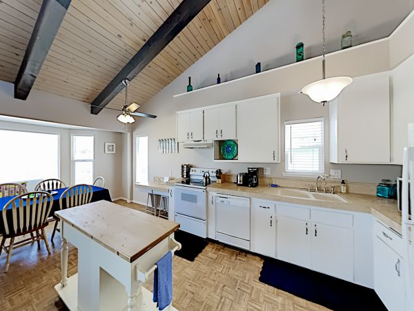 Santa Barbara County Home 1017272