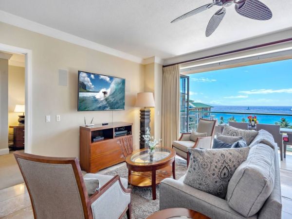 3 Bedroom Luxury Condo in Kaanapali