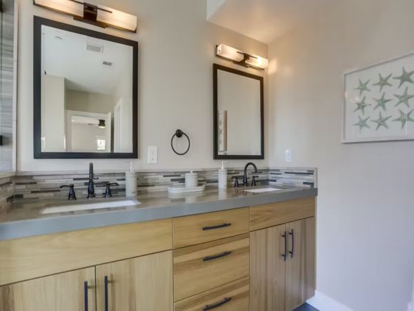 4 Bedroom Plus Loft Rental Home in Pacific Beach