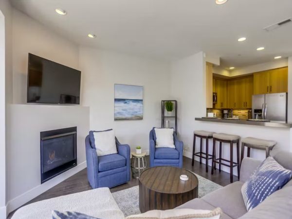 4 Bedroom Plus Loft Rental Home in Pacific Beach