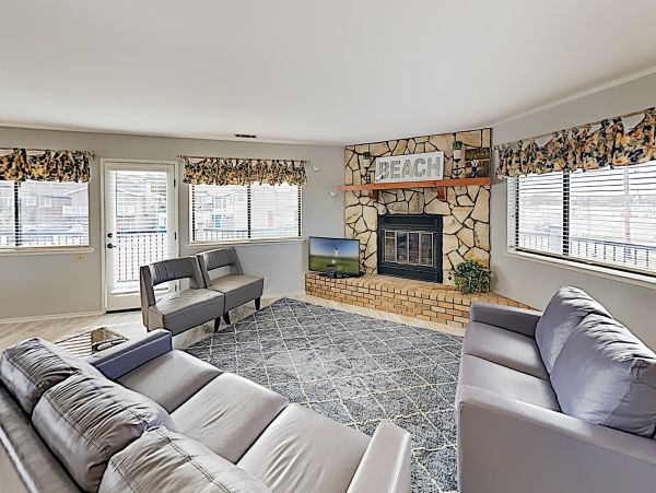 Santa Barbara County Home 1017275